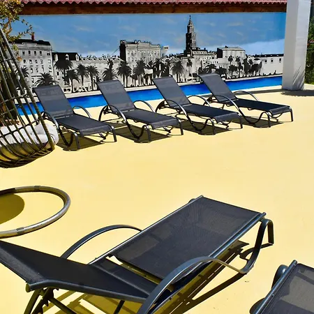 Luxury Rooftop With Terrace And Jacuzzi Apartament