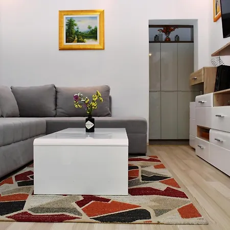 Maslic Apartment