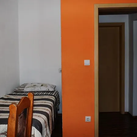 Maslic Split