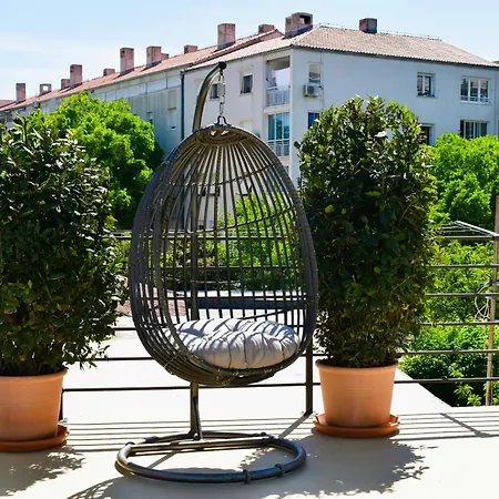 Appartement Luxury Rooftop With Terrace And Jacuzzi *